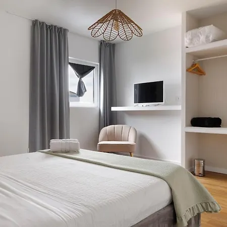 Double Noir Selection Apartment *