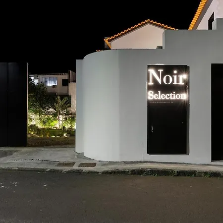 Apartment Double Noir Selection *